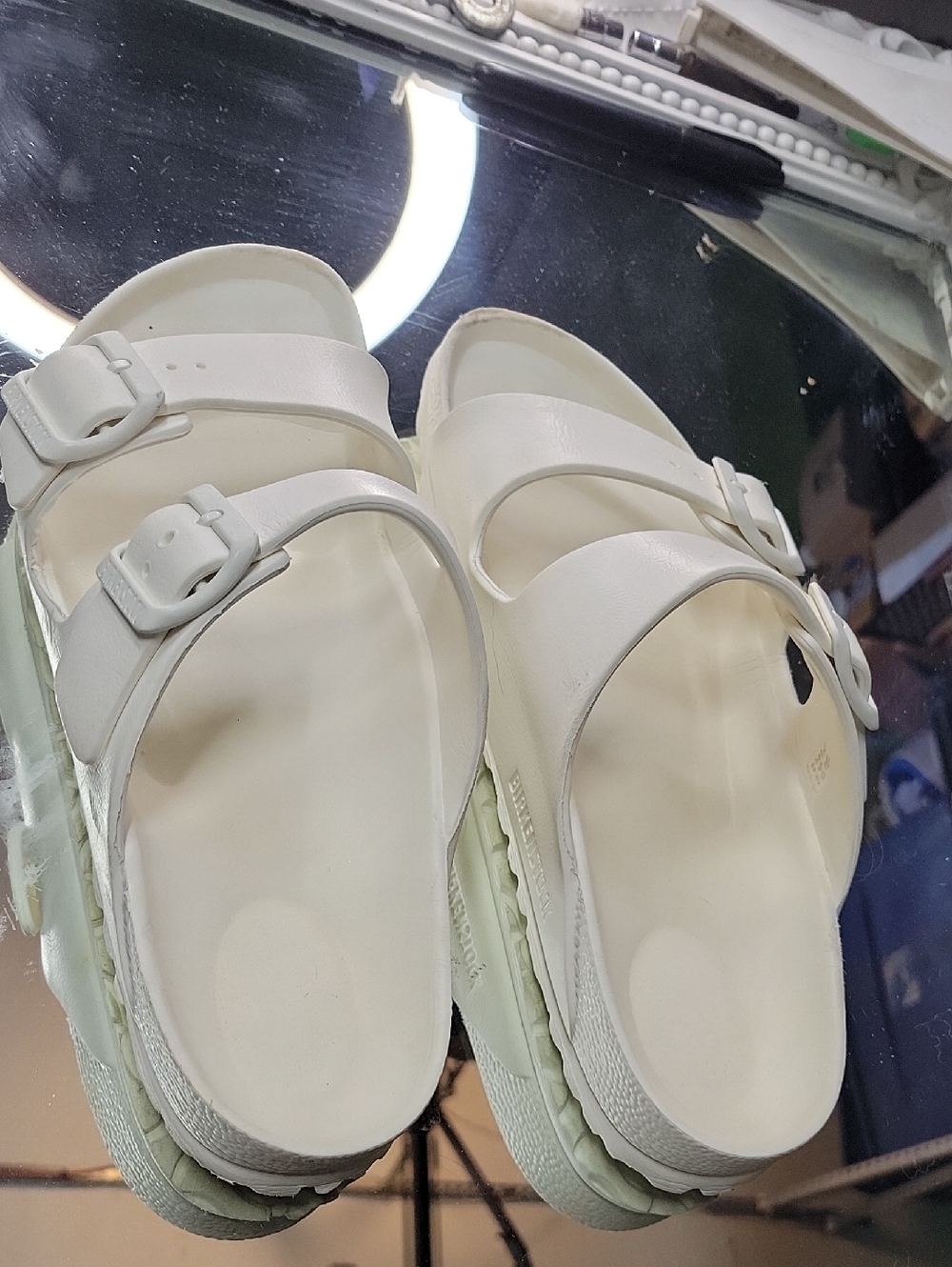 Womens 8.5 (39) Birkenstock Arizona EVA sandals In Great Condition. - Picture 3 of 6